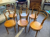 6 Bent Wood Chairs in Beautiful Condition