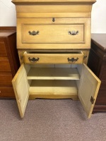 Antique Style Bureau with key - 3