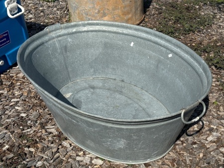 Zinc 90lt Vintage Tub w. Handles