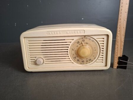 Vintage Astor Mickey Plug in Radio Station