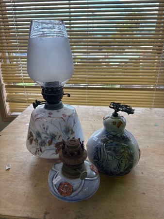 Hand Painted Porcelian Oil Lamp, Font & Base