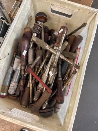 Large Quantity of Vintage Hand Screw Drivers