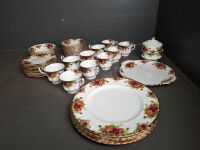 Old Country Roses Royal Albert  IncompleteTea Set - 4