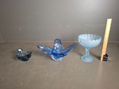 3x Beauitful Blue Glasses - Includes a Blue Murano Glass Vase - Murano Glass Bird - Blue Satin Glass Lotus Compote