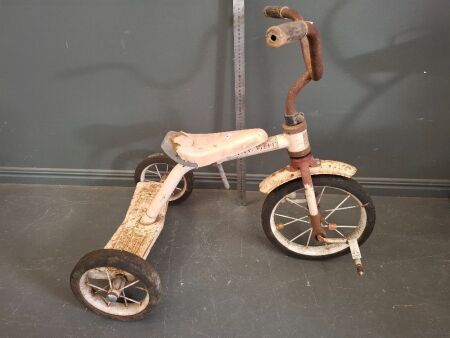 Vintage Childs Bady Fair Tricycle 