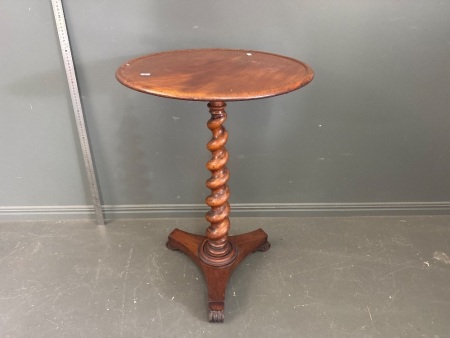 19th Century Walnut Occassional Table with Twisted Leg & Tri Footed