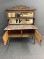 Antique Marble Topped Cedar Washstand with Double Mirrored Splashback - 3