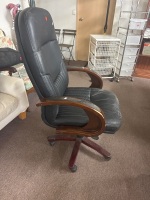 Super Comfy Leather Office Chair - 4