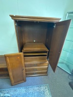 Solid Wooden Entertainment Unit with Pull Out Swivel Shelf