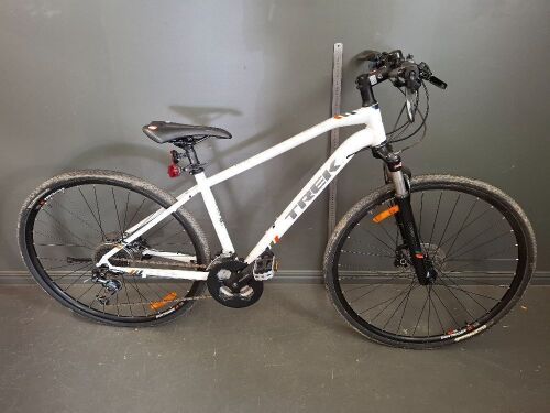 TREK  Dual Sport 8.5 DS Series 17.5 44.5cm