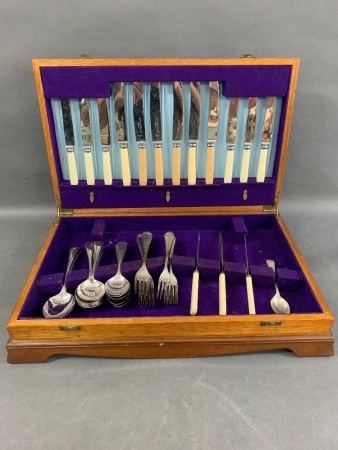 Vintage Canteen of Cutlery with Bone Handles (As Is)