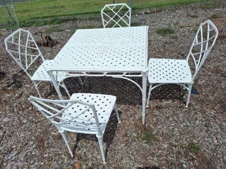 Modern 5 Piece Aluminium Outdoor Setting