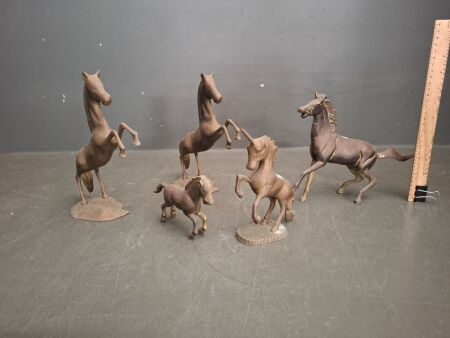 5x Combination of Metal and Brass Horse Figurines