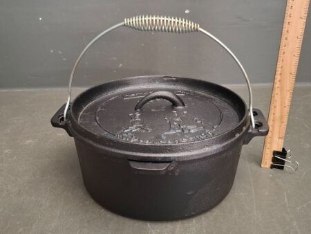 4.5 Quart Cast Iron Camp Fire Oven