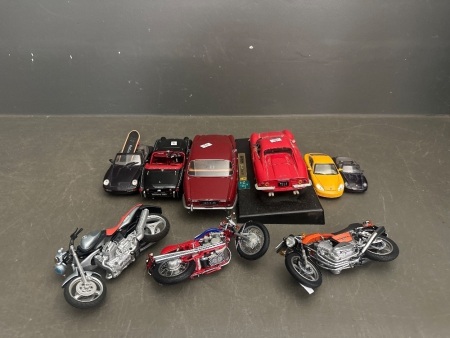 Mixed Lot of Car and Motorcycle Collectables 