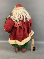 Large Santa Christmas Statue - 4