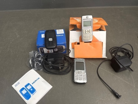 3x Mobile Phones - 2 Boxed - Includes 1x Nokia 1800 - 1x Sony Ericsson - 1x Motorola C117