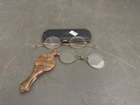 2x Antique Reading Glasses - 1x In Case Marked AE Chandler Optician Mannum - 2