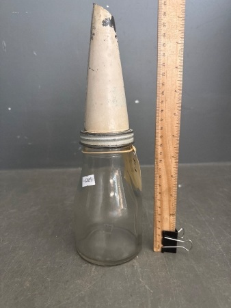 Vintage Vacuum Oil Co Oil Pint Bottle