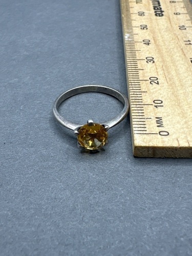 Sterling Silver Ring with Citrine Gemstone - Size P