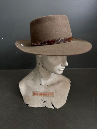 Brown Akubra - Size 58 - In Good Condition