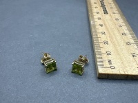 9ct Gold and Green Stone Stud Earrings - 2