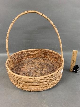 Vintage Bukaware Basket