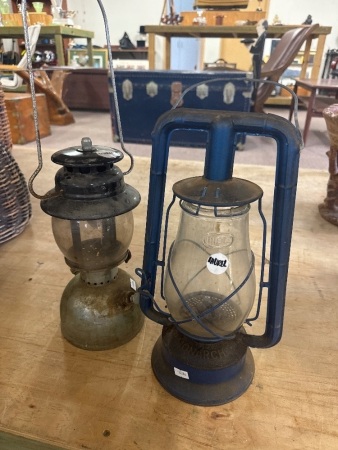 2x Vintage Hand Held Keroscene Lanterns - Includes 1x Dietz Monarch Lantern - 1x Austramax Lantern