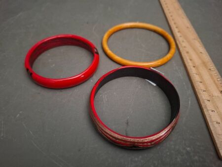 3x Vintage Glass Bracelets