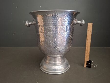 Embossed Floral Patterned Pewter Ice Bucket&nbsp;&nbsp;&nbsp;