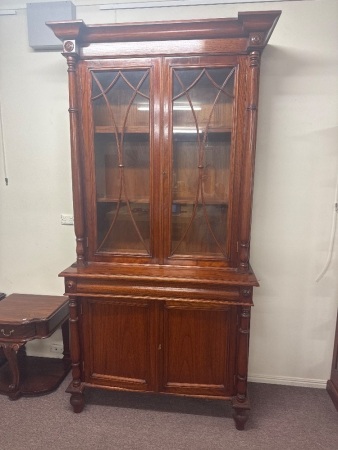 Exquisite Rosewood Display Cabinet