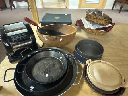 Large Lot of Cooking Equipment&nbsp;